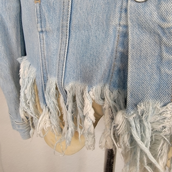 Tularosa Sz S Tamsen Distressed Denim Jacket Fray Fringe Barbados Light Wash - Picture 5 of 10